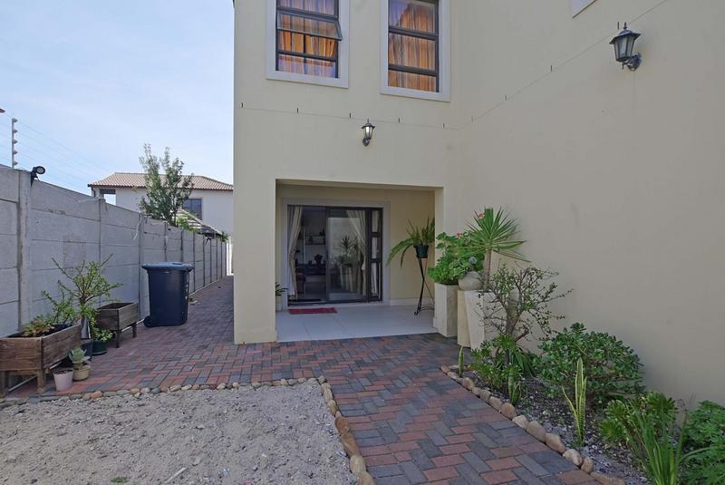 5 Bedroom Property for Sale in Parklands Western Cape